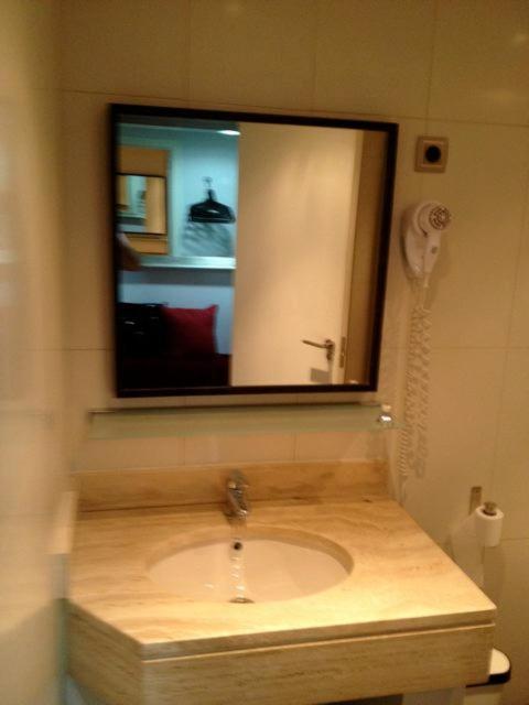 Puerta Del Sol Carretas Apartaments & Rooms Madri Exterior foto